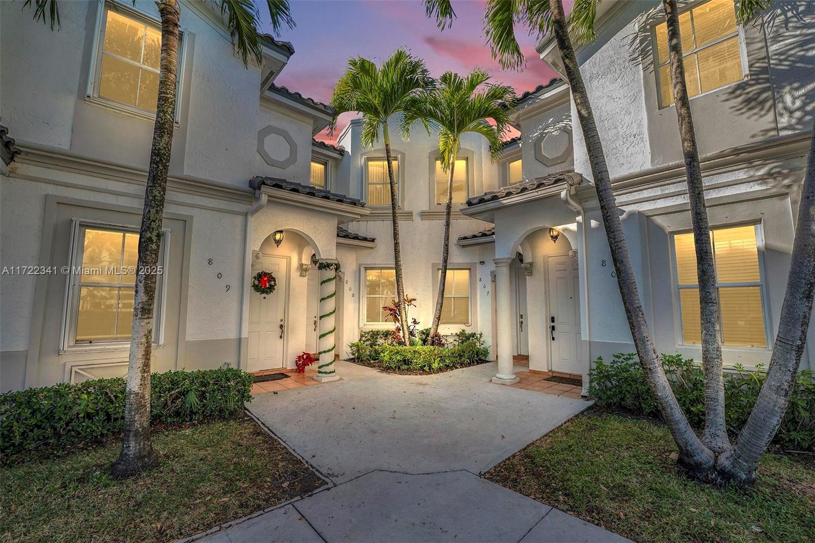 5470 NW 107th Ave # 808