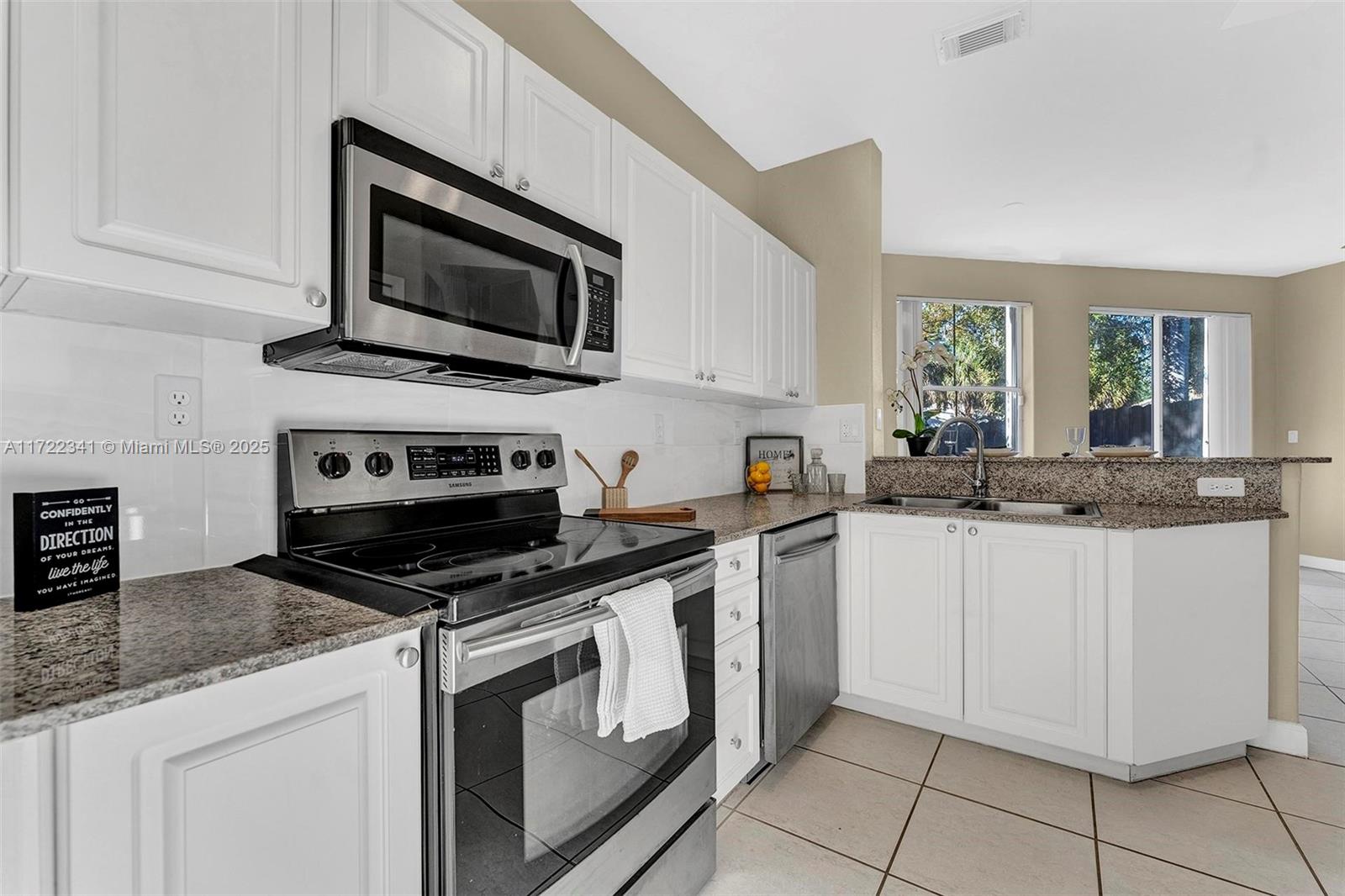 5470 NW 107th Ave # 808