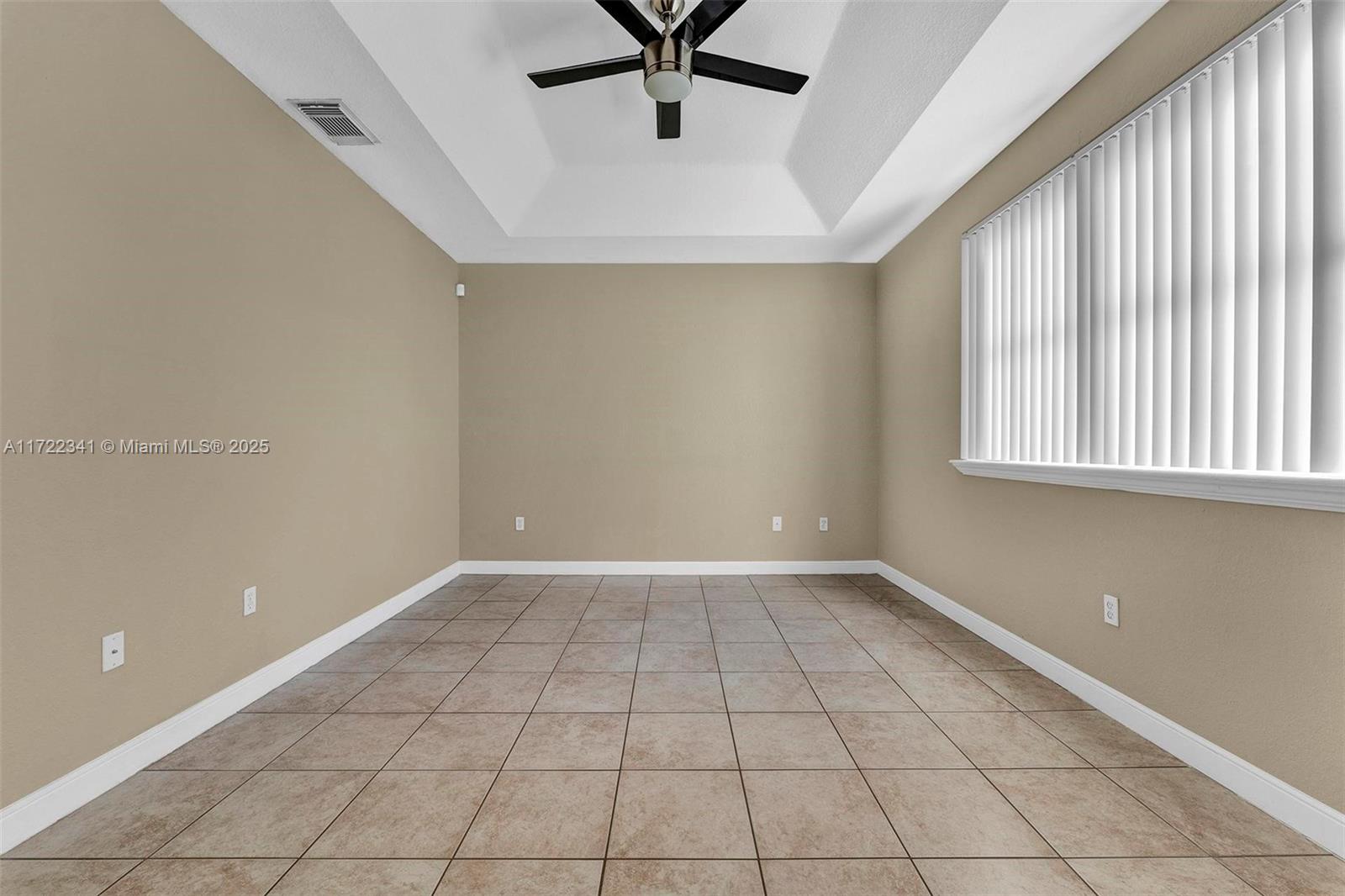 5470 NW 107th Ave # 808