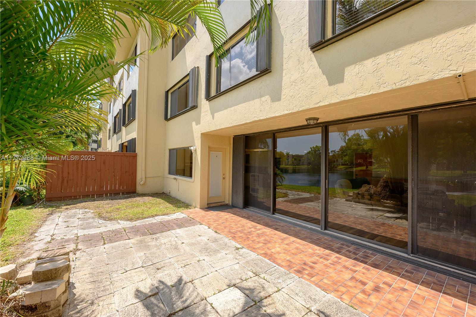 6601 SW 116 CT # 104