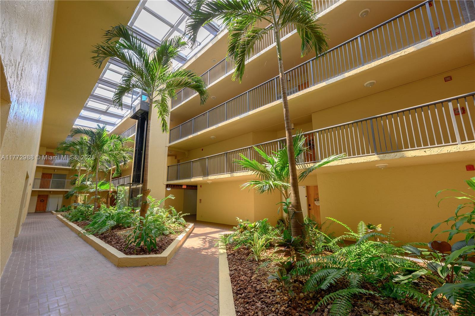 6601 SW 116 CT # 104