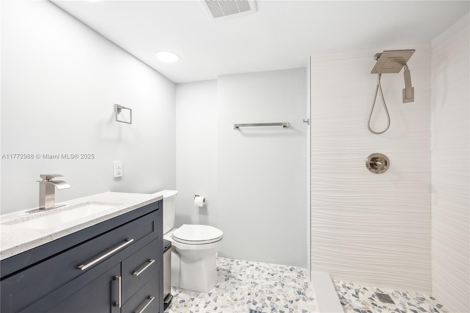 6601 SW 116 CT # 104