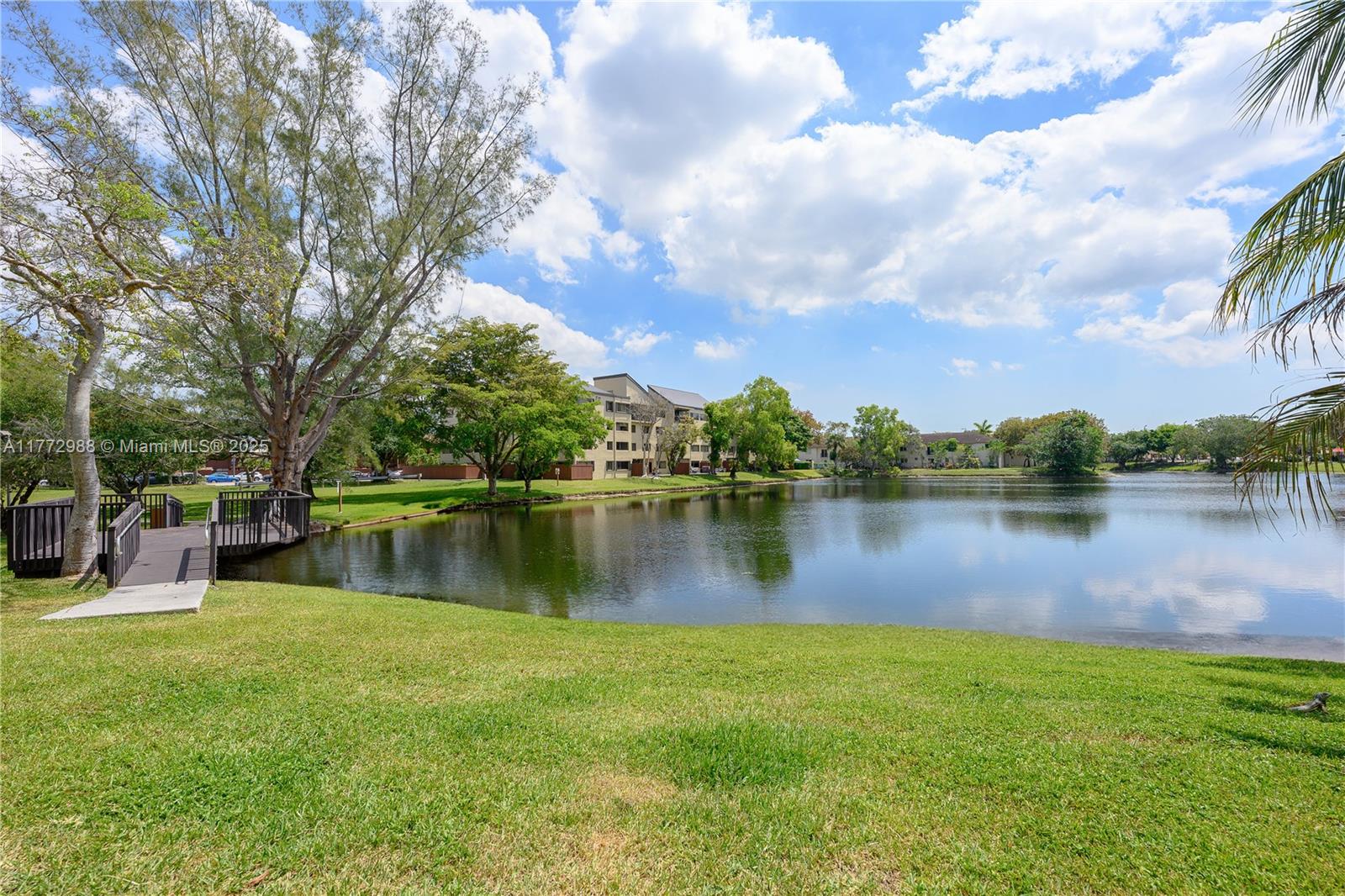 6601 SW 116 CT # 104