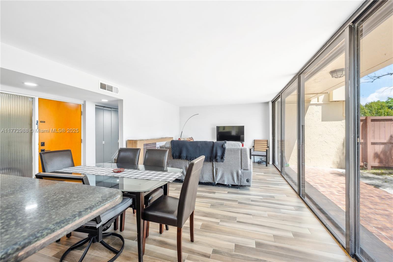 6601 SW 116 CT # 104