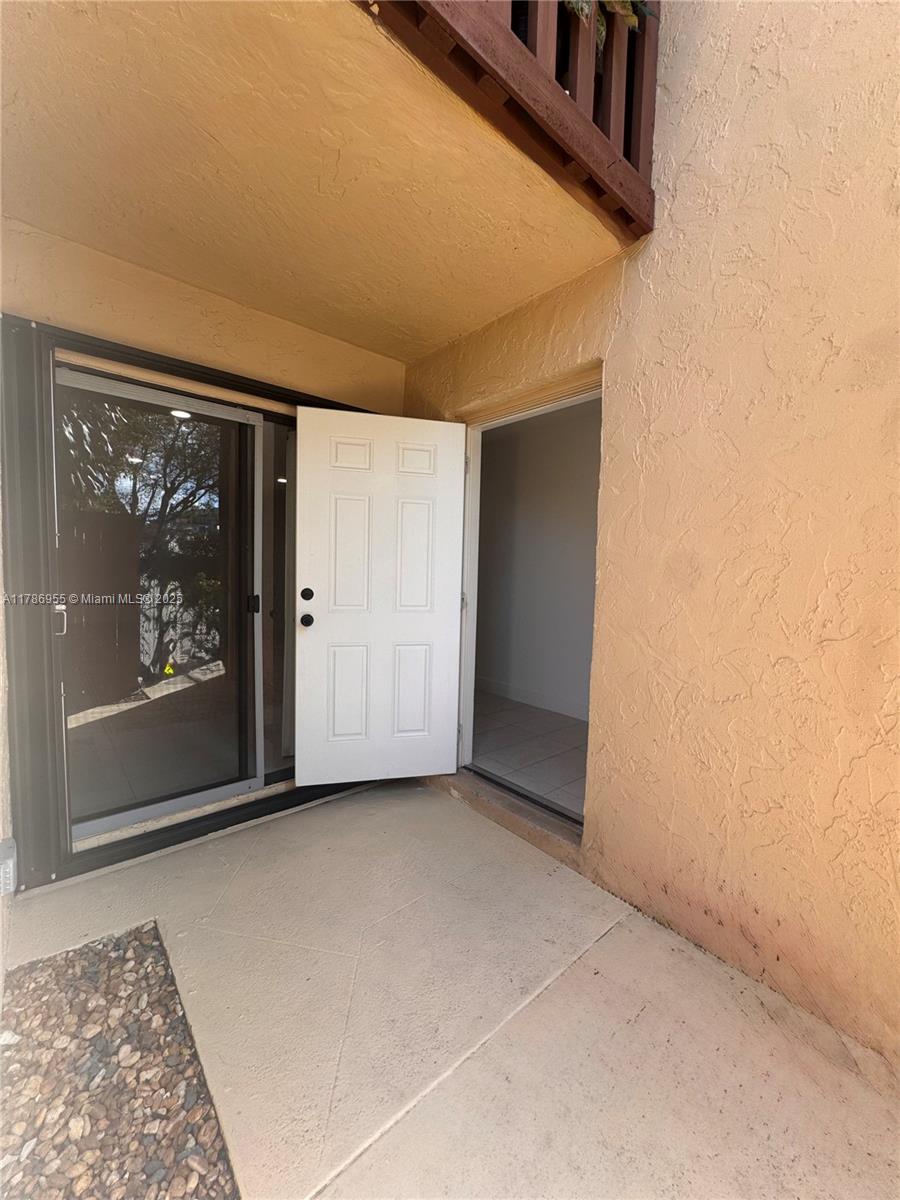 6405 SW 116 Pl Unit: E