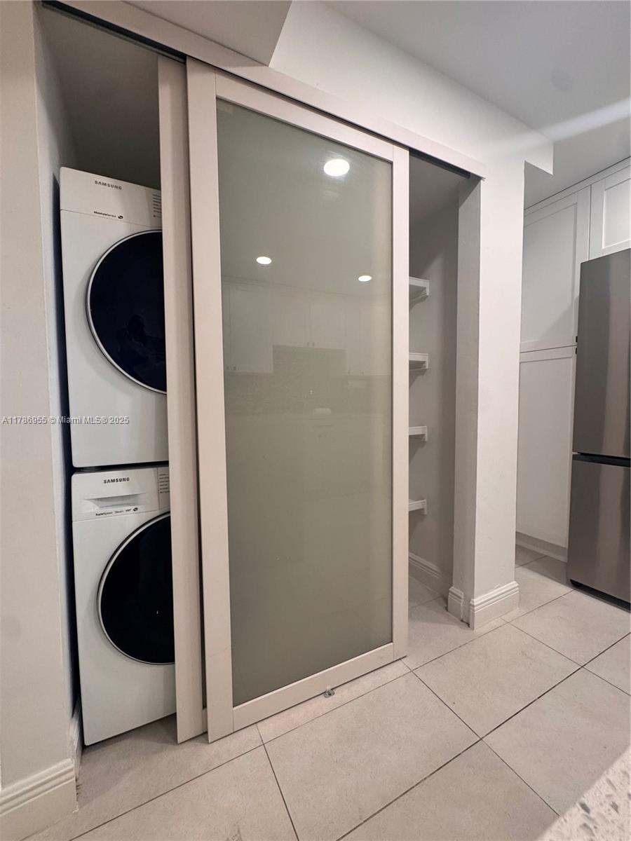 6405 SW 116 Pl Unit: E