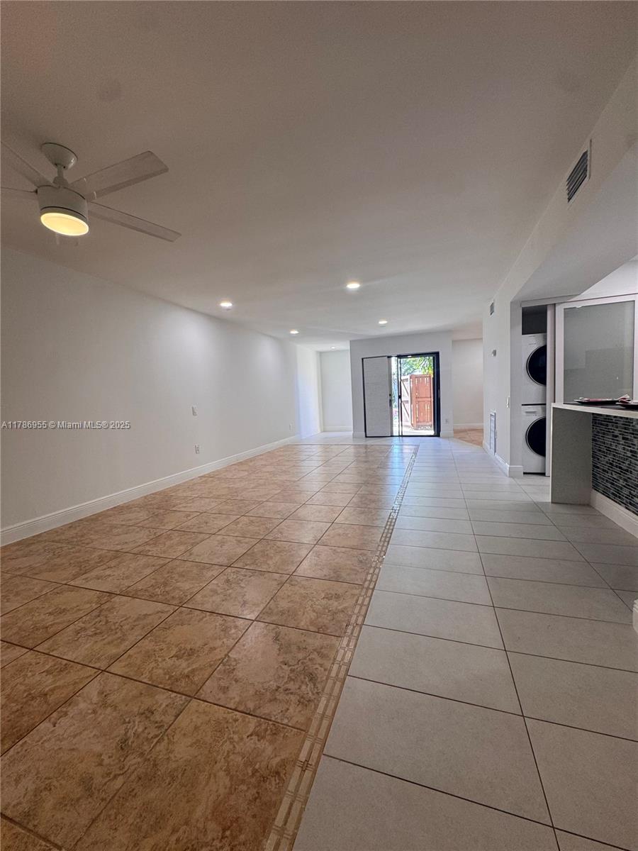 6405 SW 116 Pl Unit: E