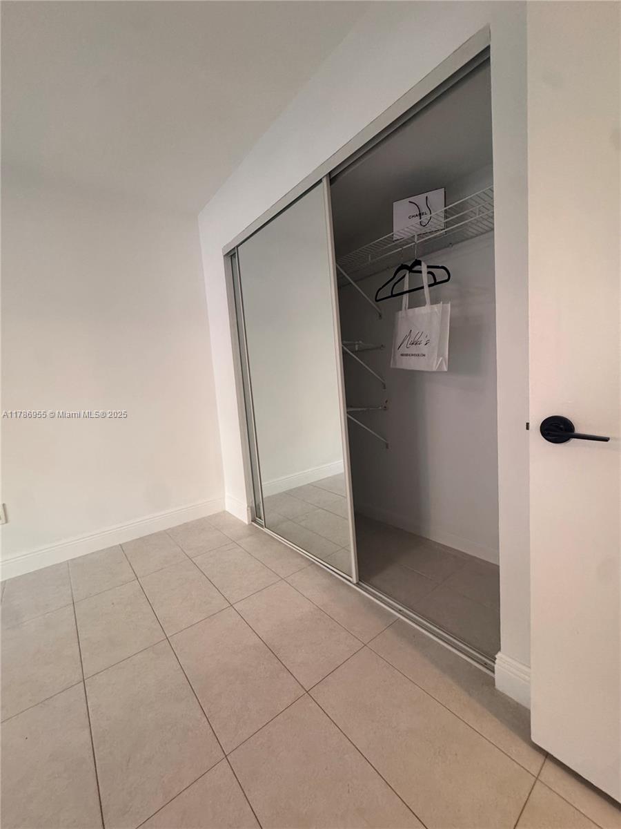 6405 SW 116 Pl Unit: E