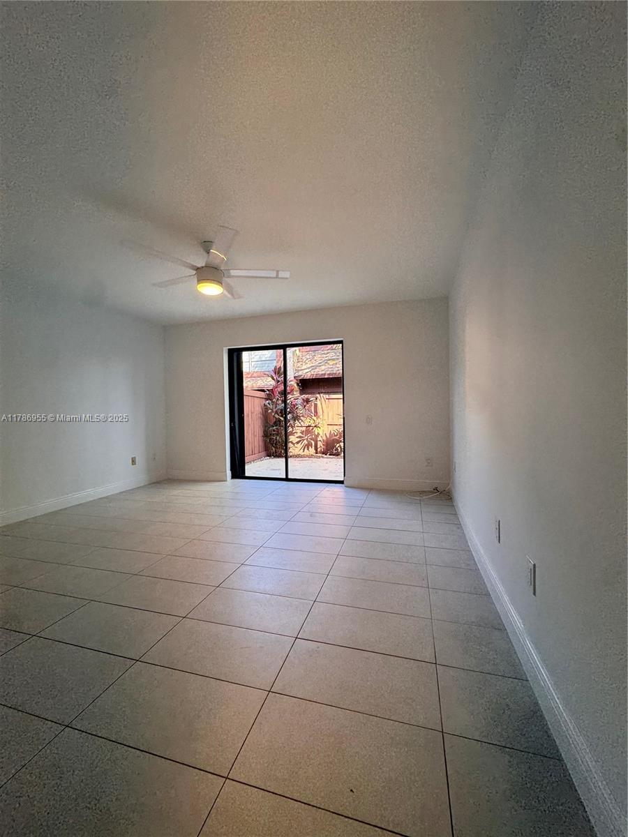 6405 SW 116 Pl Unit: E