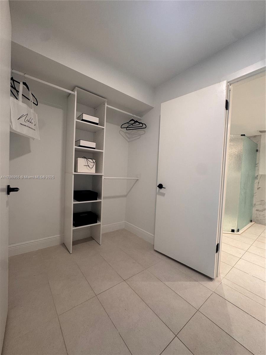 6405 SW 116 Pl Unit: E