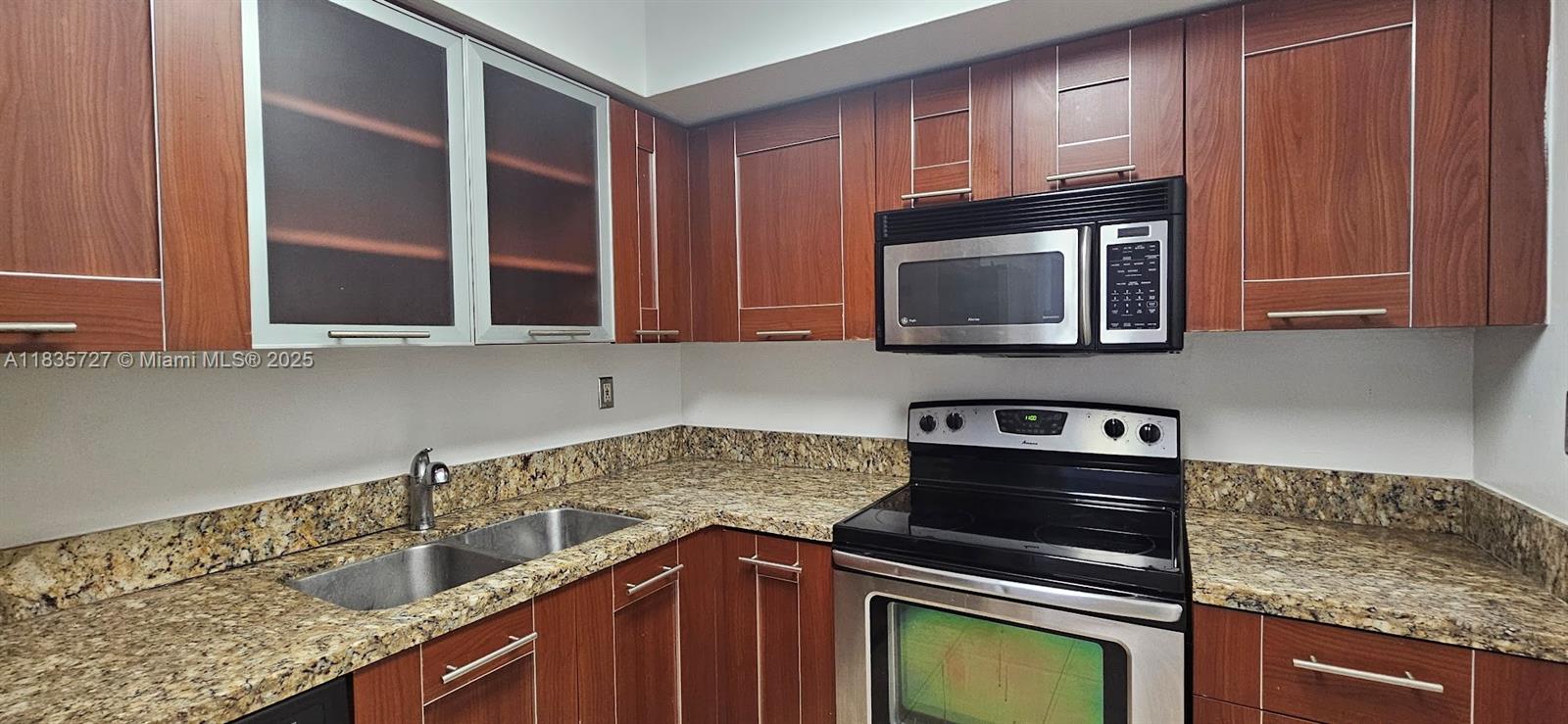 3300 NE 191st St Unit: LP08