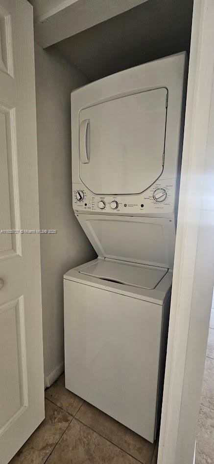 3300 NE 191st St Unit: LP08