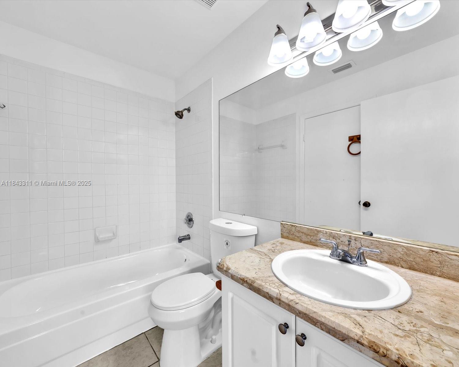 15770 SW 106th Ter # 303