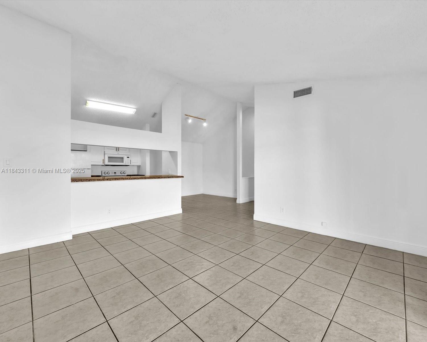 15770 SW 106th Ter # 303