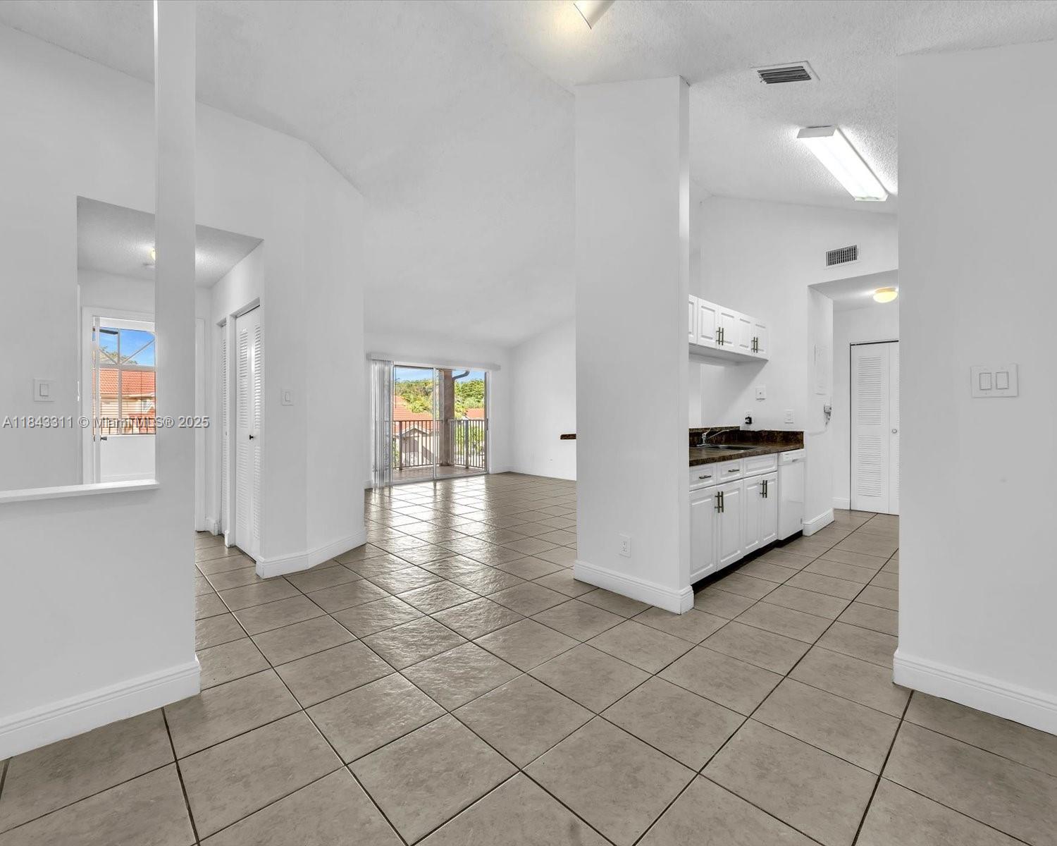 15770 SW 106th Ter # 303