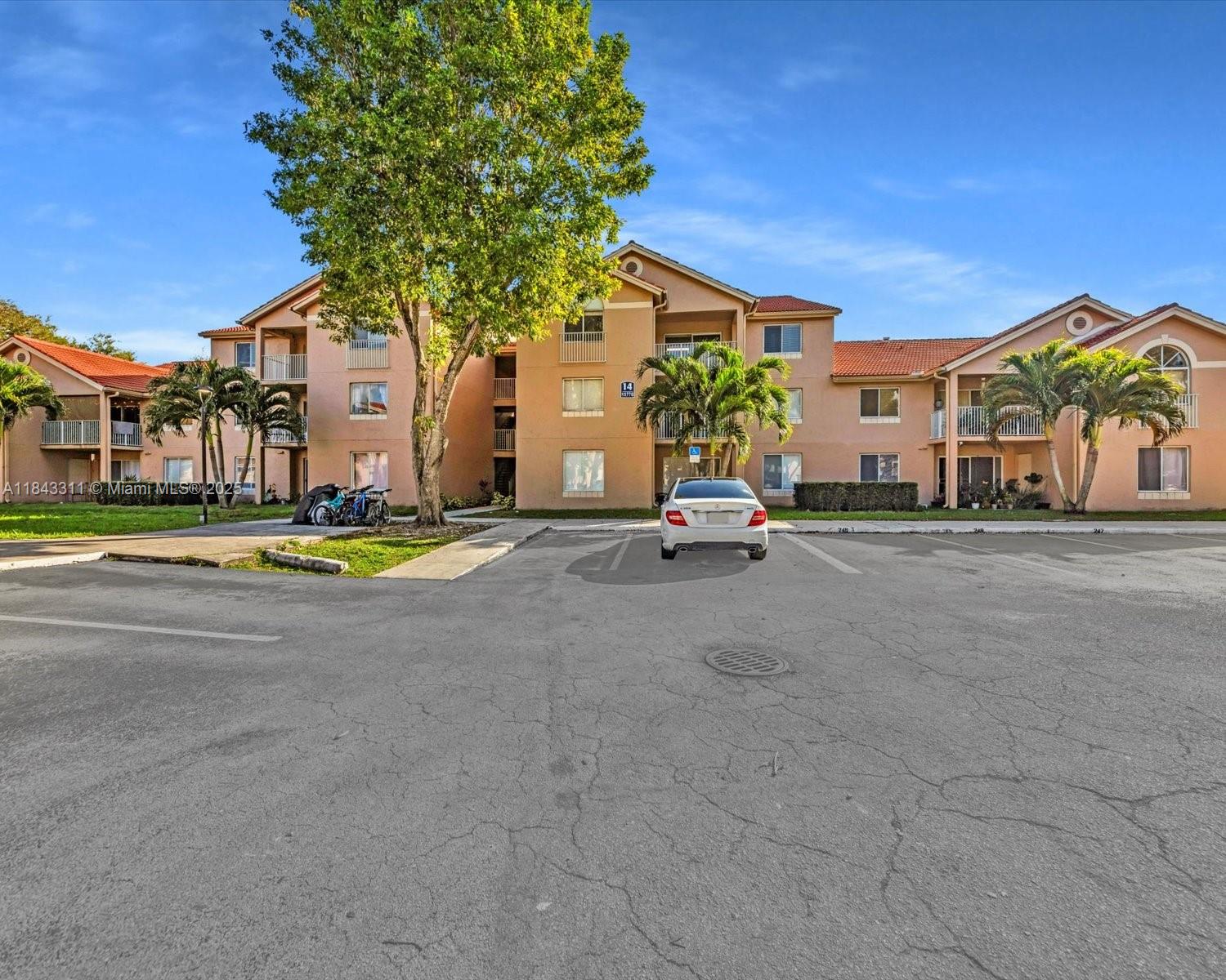 15770 SW 106th Ter # 303