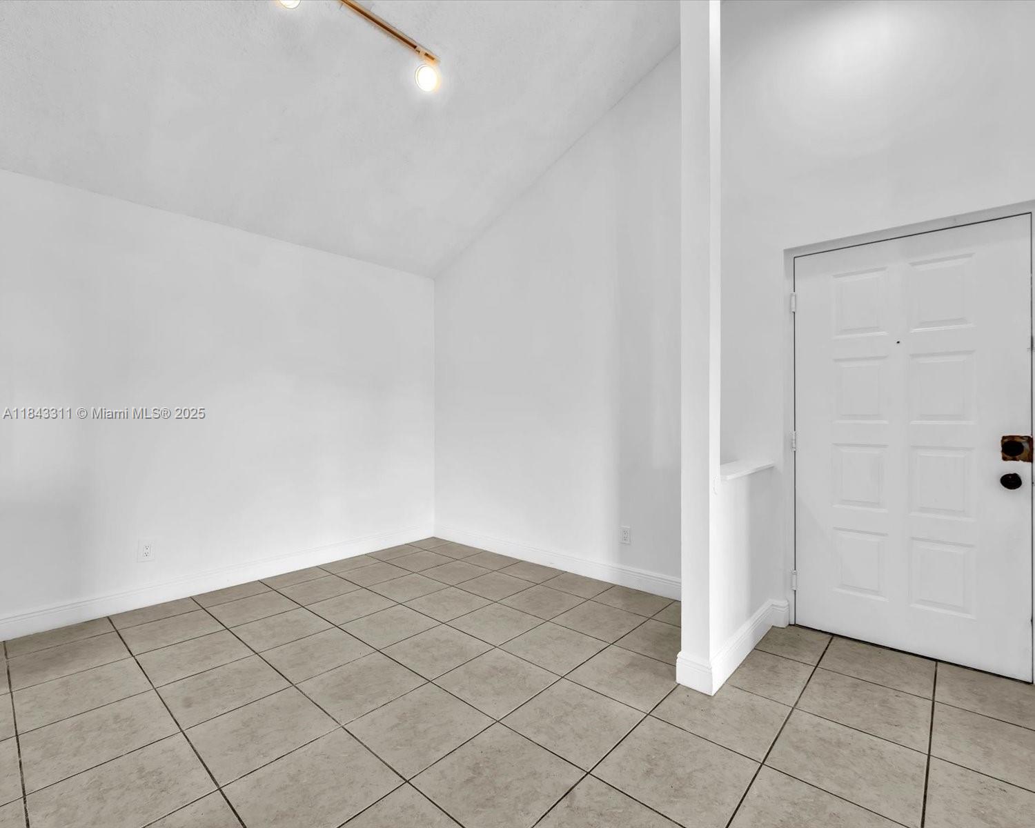 15770 SW 106th Ter # 303