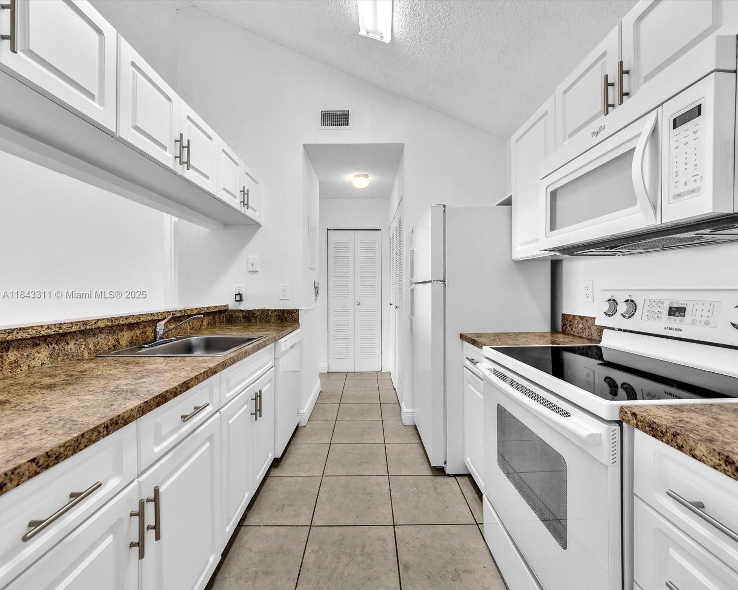 15770 SW 106th Ter # 303