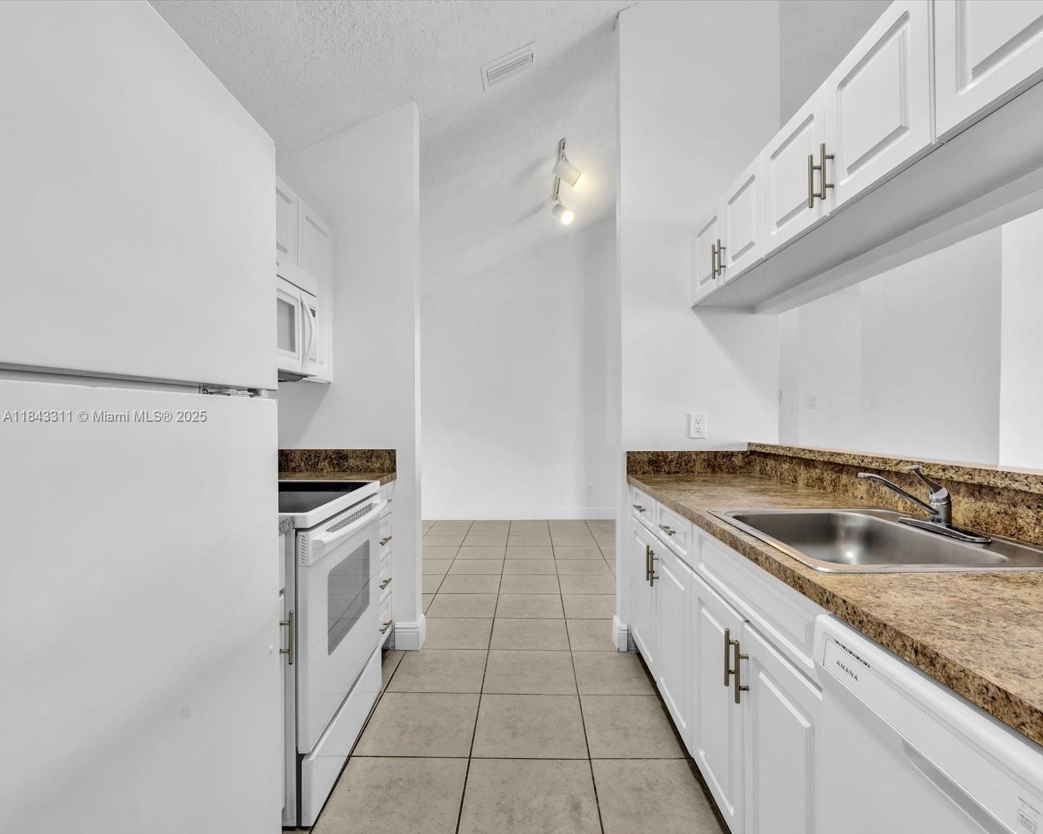 15770 SW 106th Ter # 303