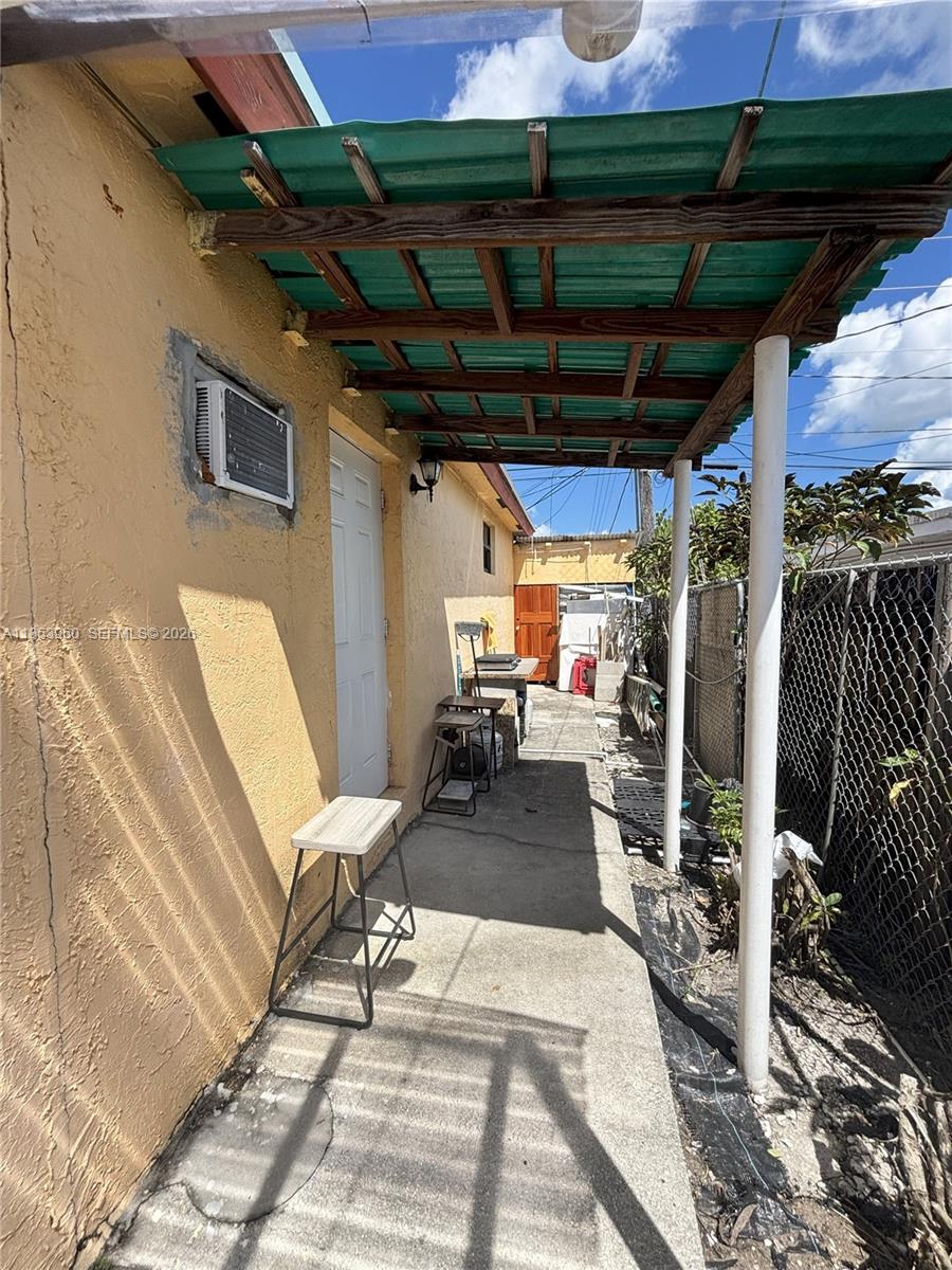 18601 SW 98th Ave