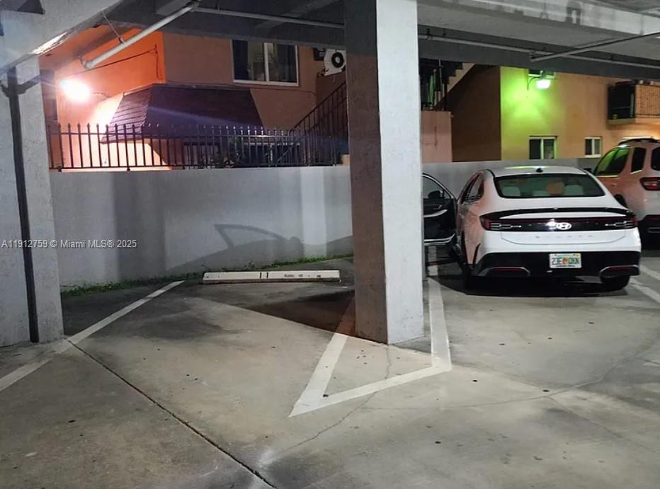 2035 NW Flagler Ter # 102