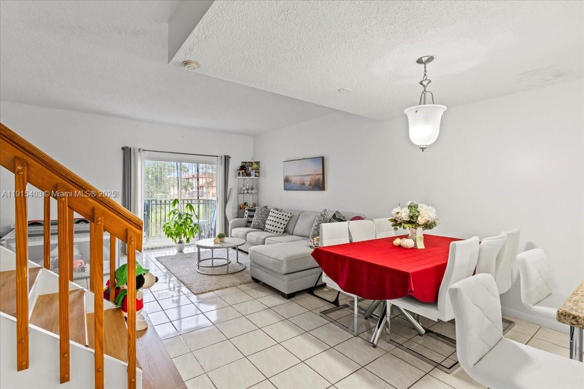 10014 Hammocks Blvd # 4 Unit: 204-4