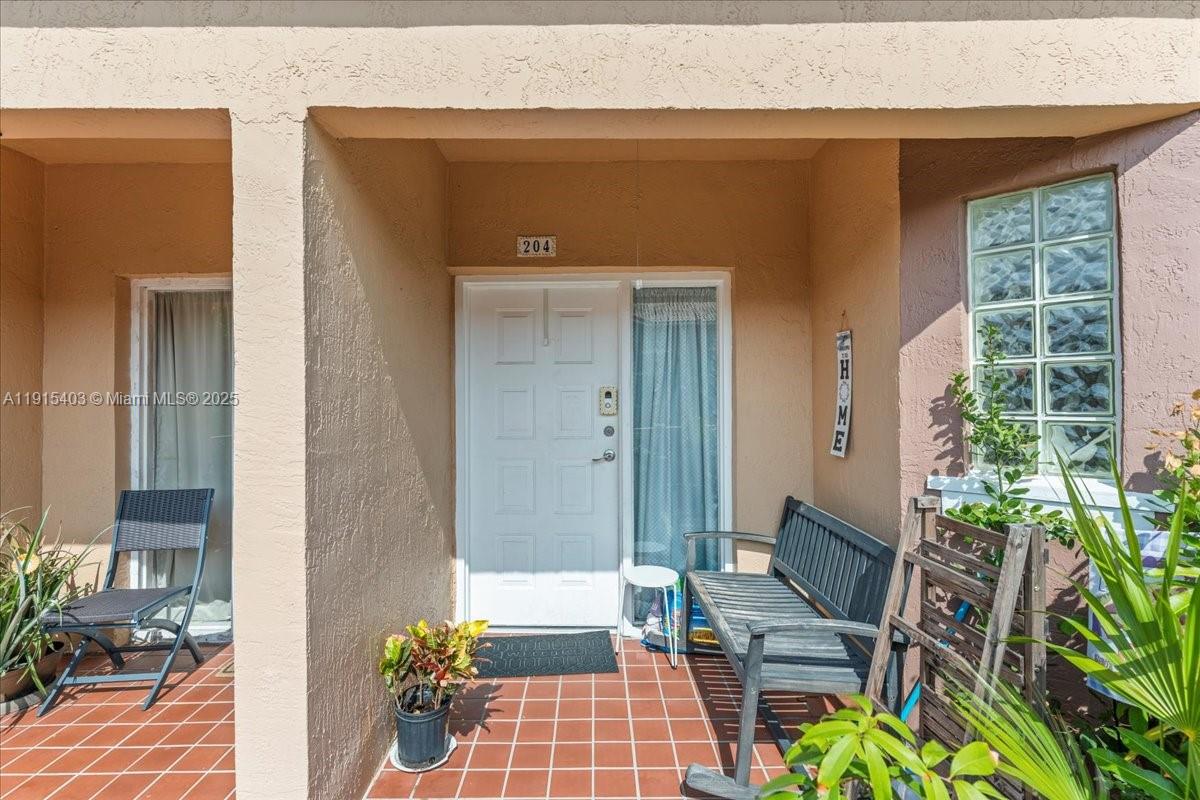 10014 Hammocks Blvd # 4 Unit: 204-4