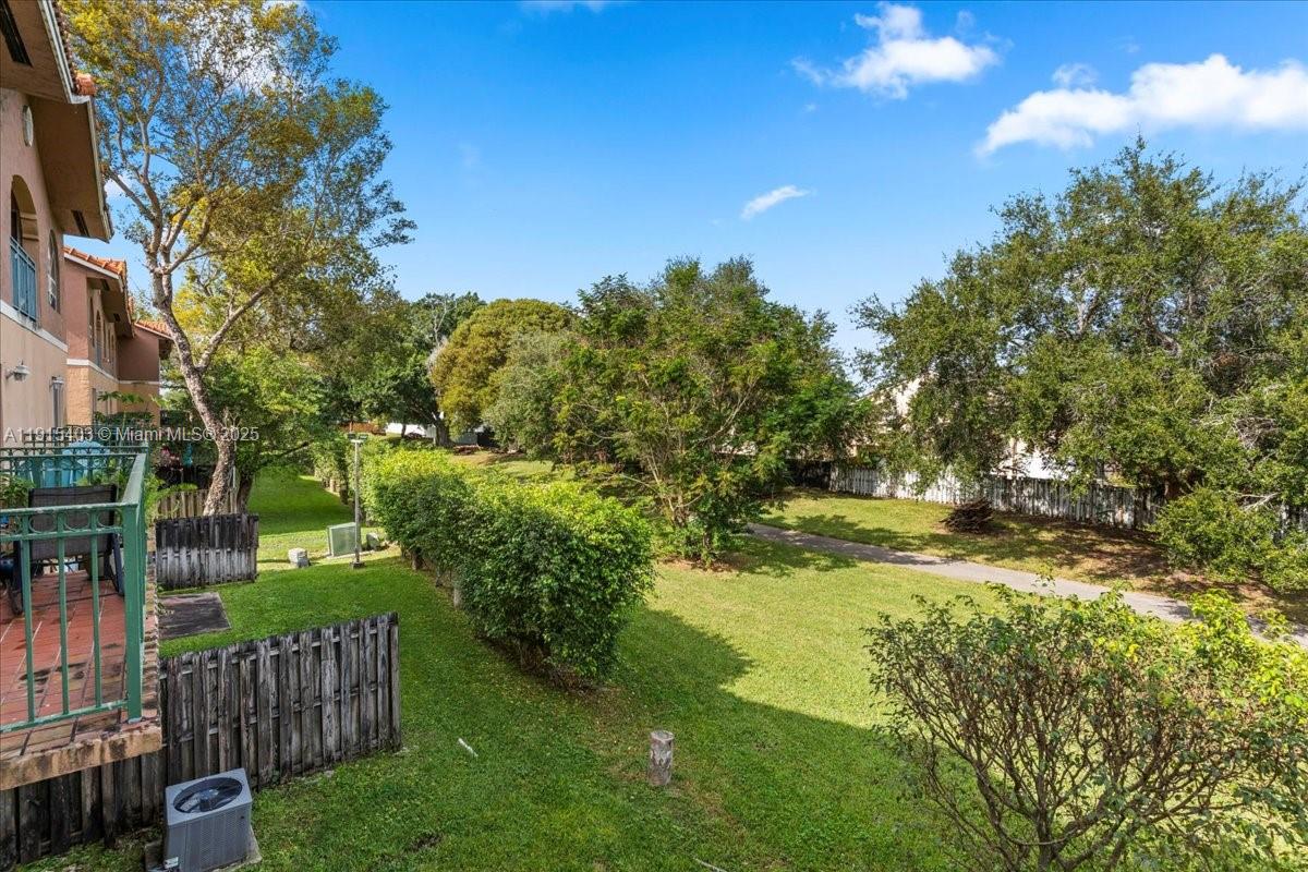 10014 Hammocks Blvd # 4 Unit: 204-4