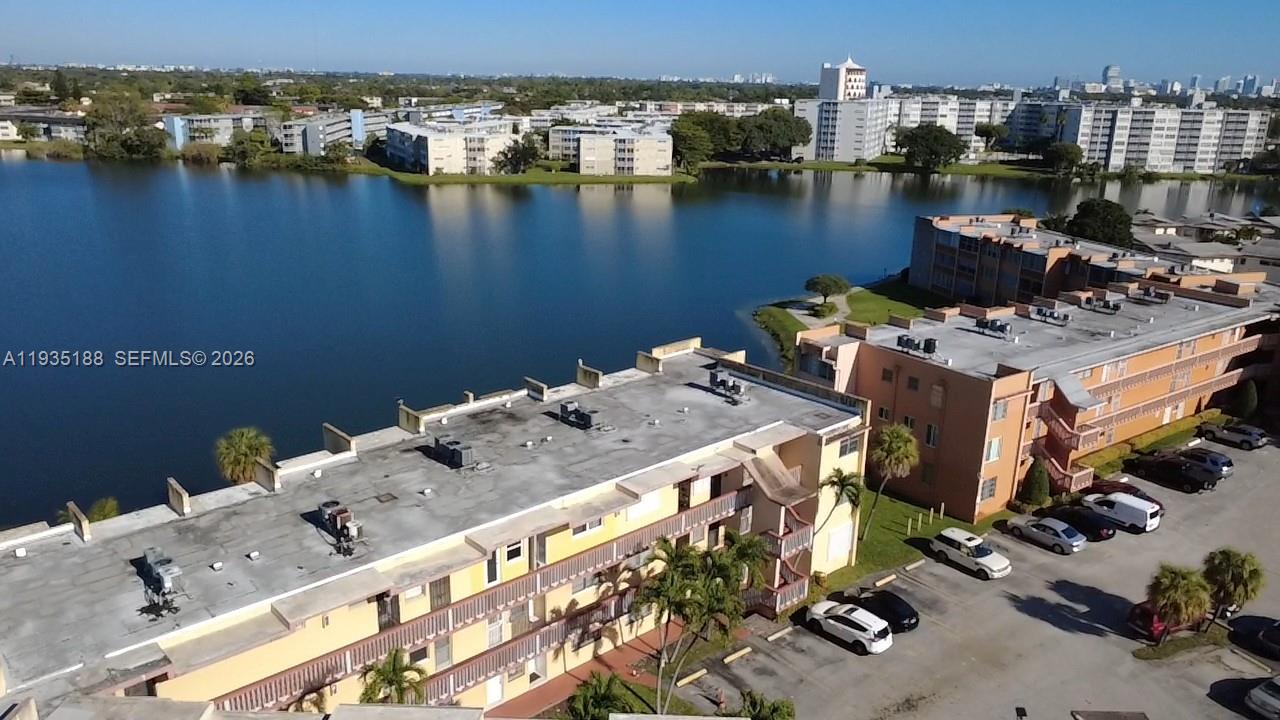 1551 NE Miami Gardens Dr Unit: 216