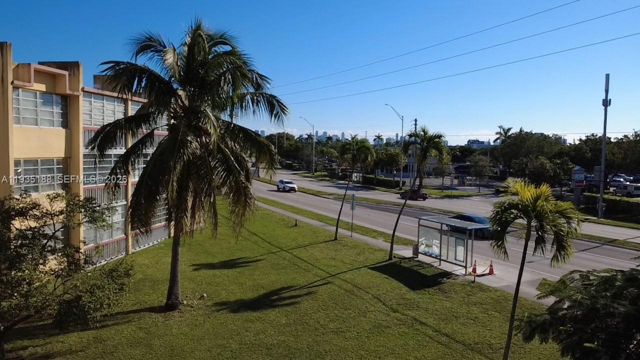 1551 NE Miami Gardens Dr Unit: 216