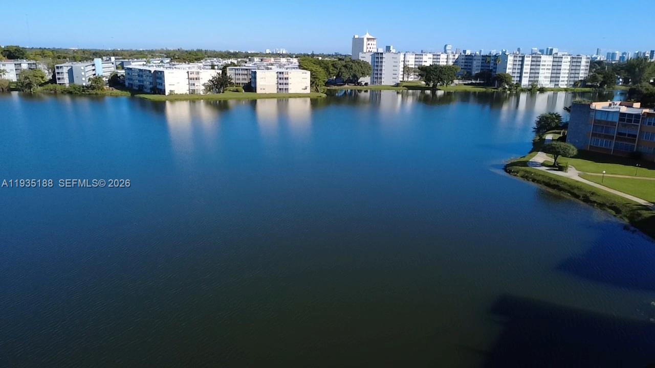 1551 NE Miami Gardens Dr Unit: 216