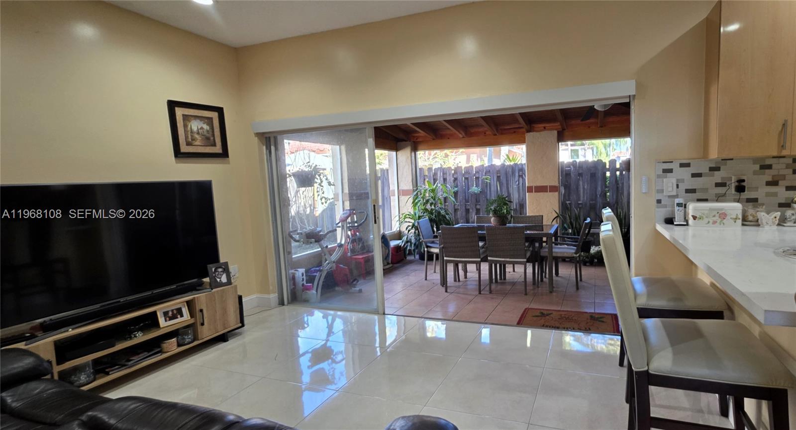 5769 NW 99th Ave