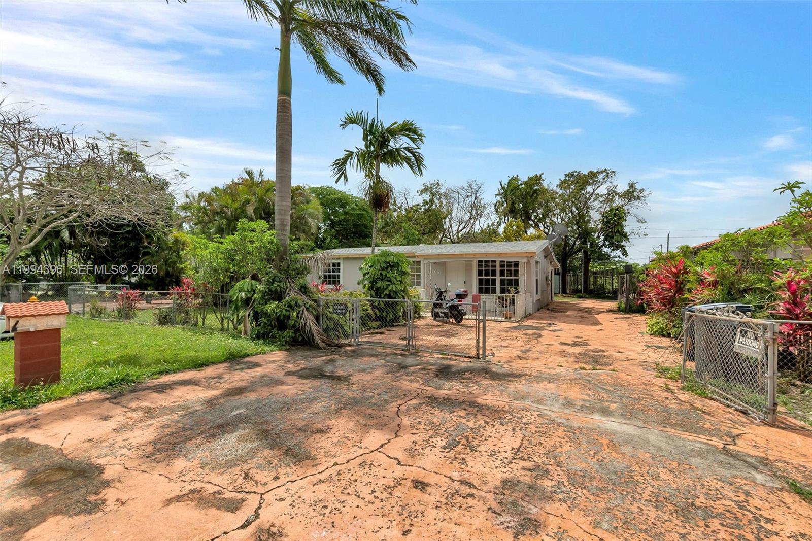 300 Northwest Blvd