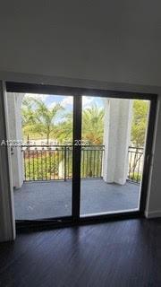 15500 SW 136th St. # 211 Unit: 6-211