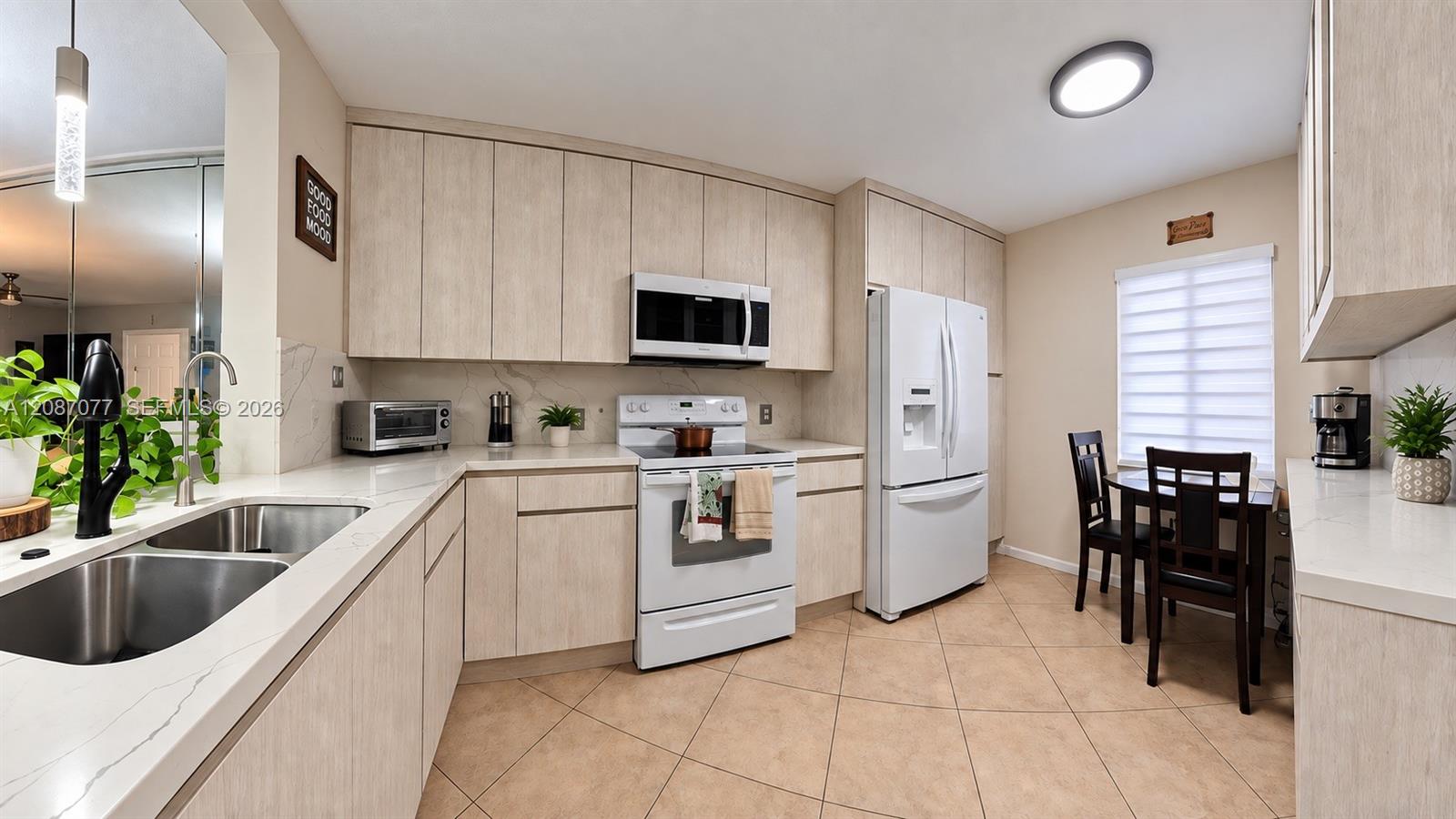 1400 SW 137th Ave # 305F