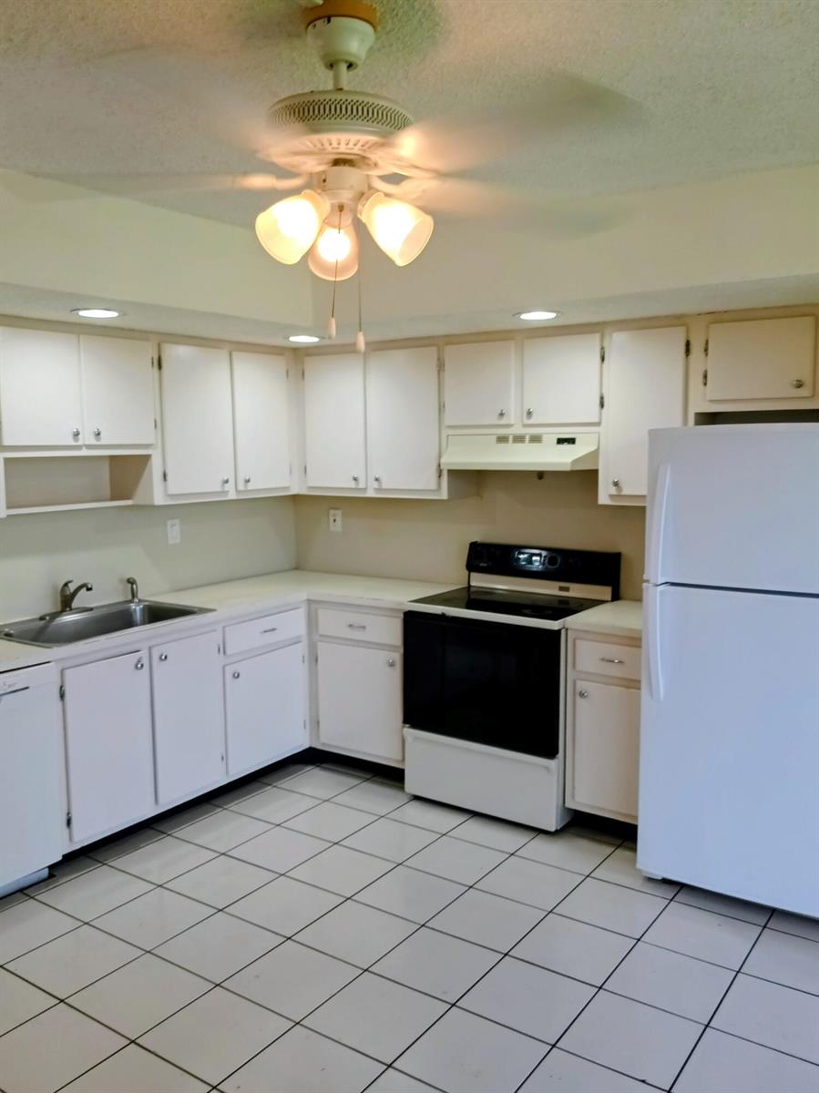 8015 SW 107th Avenue SW # 218