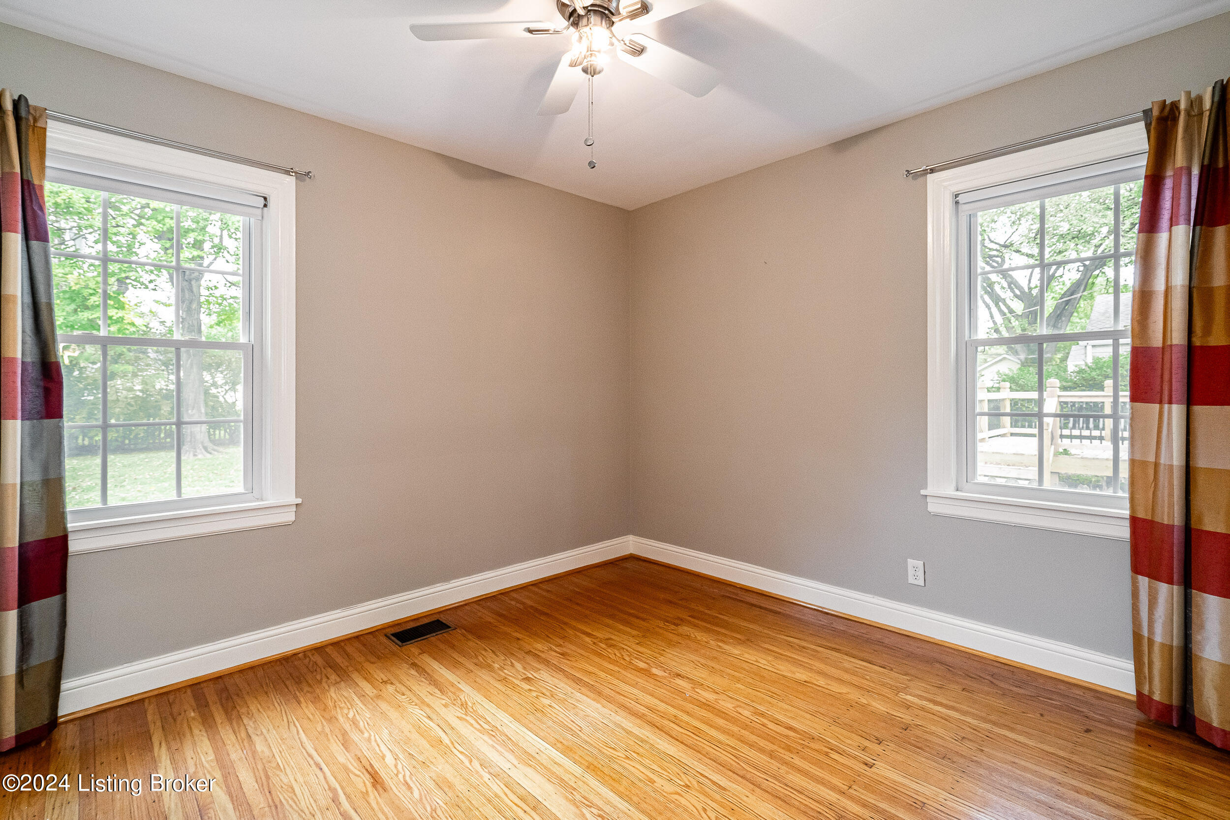 124 Bonner Ave