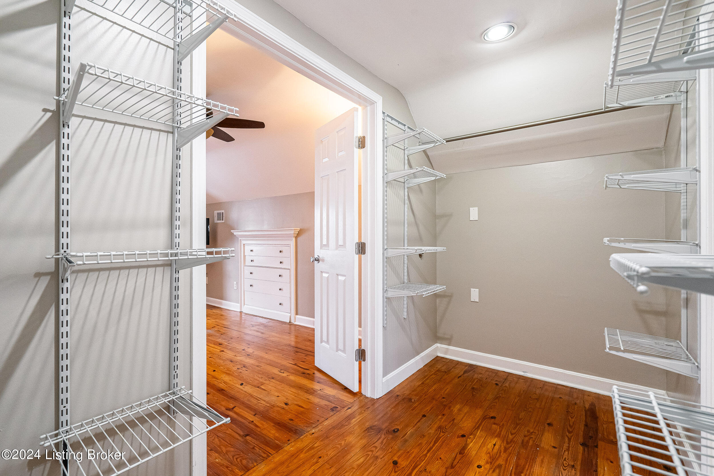 124 Bonner Ave