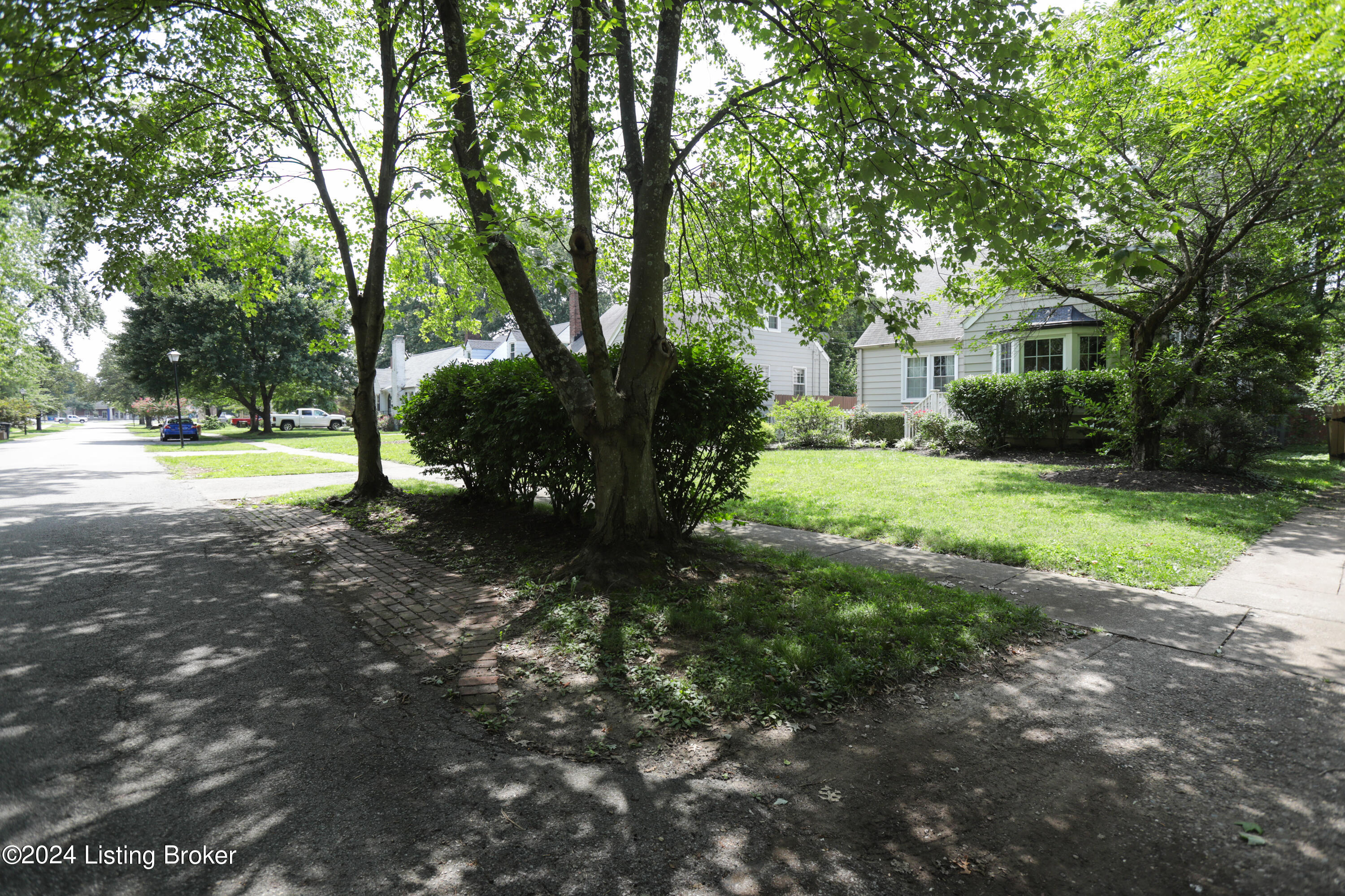 124 Bonner Ave