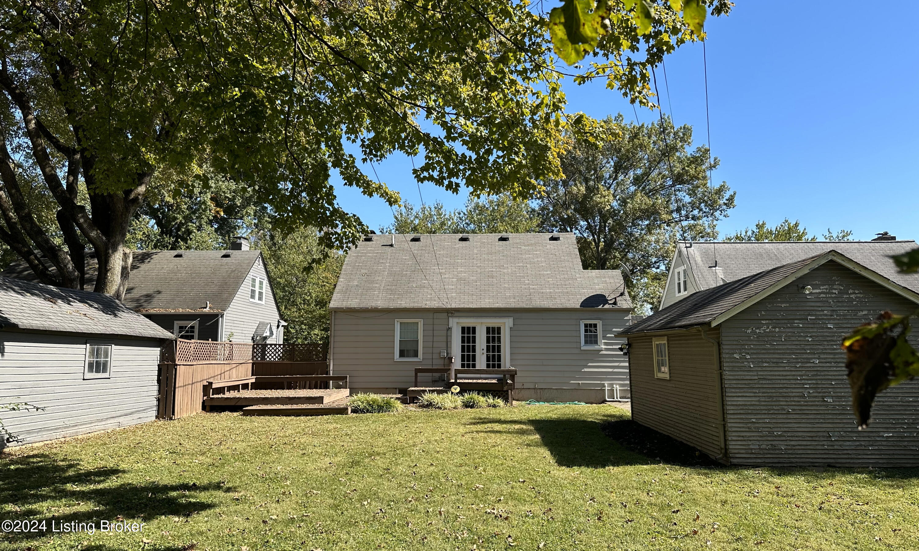 124 Bonner Ave
