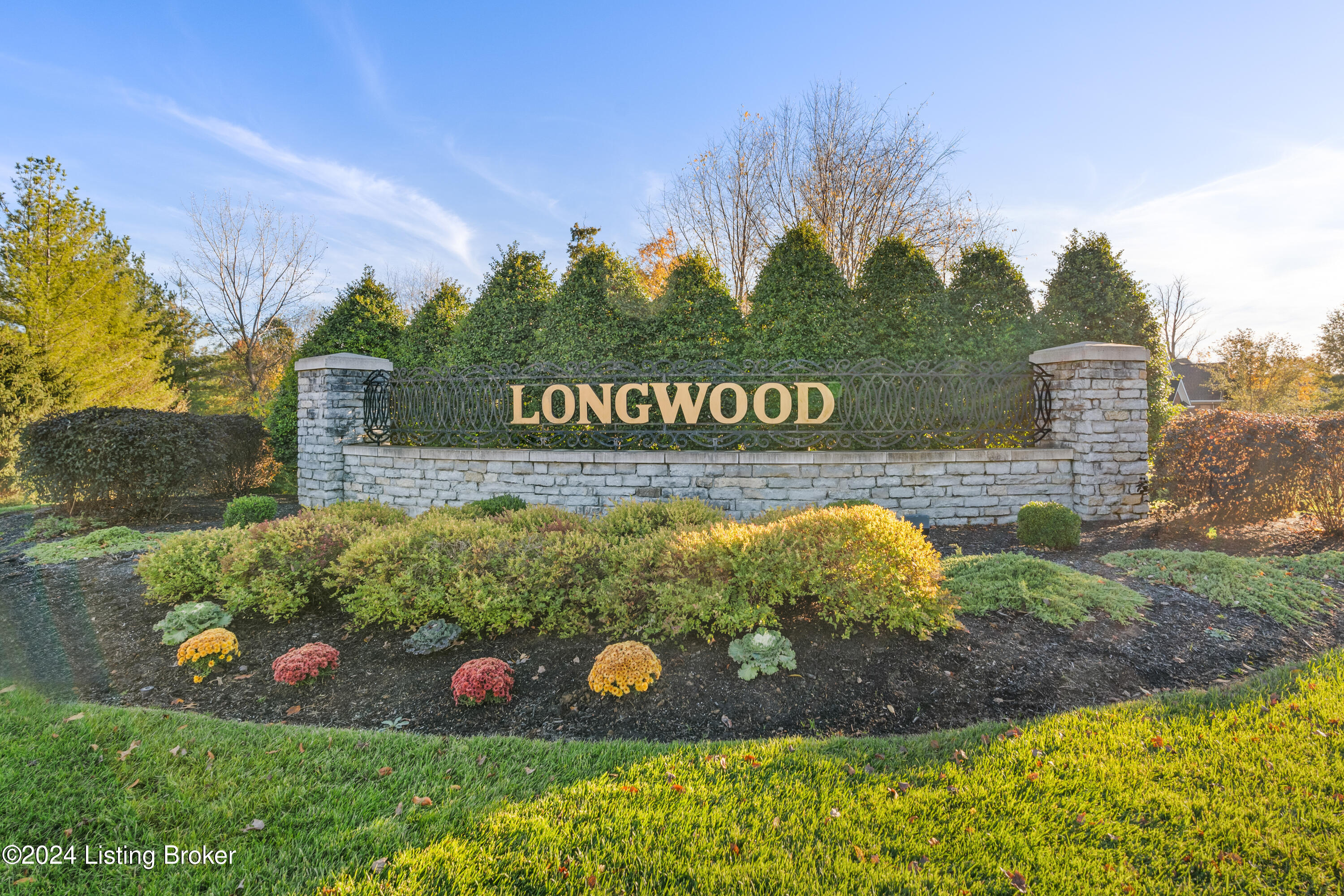 13302 Longwood Ln