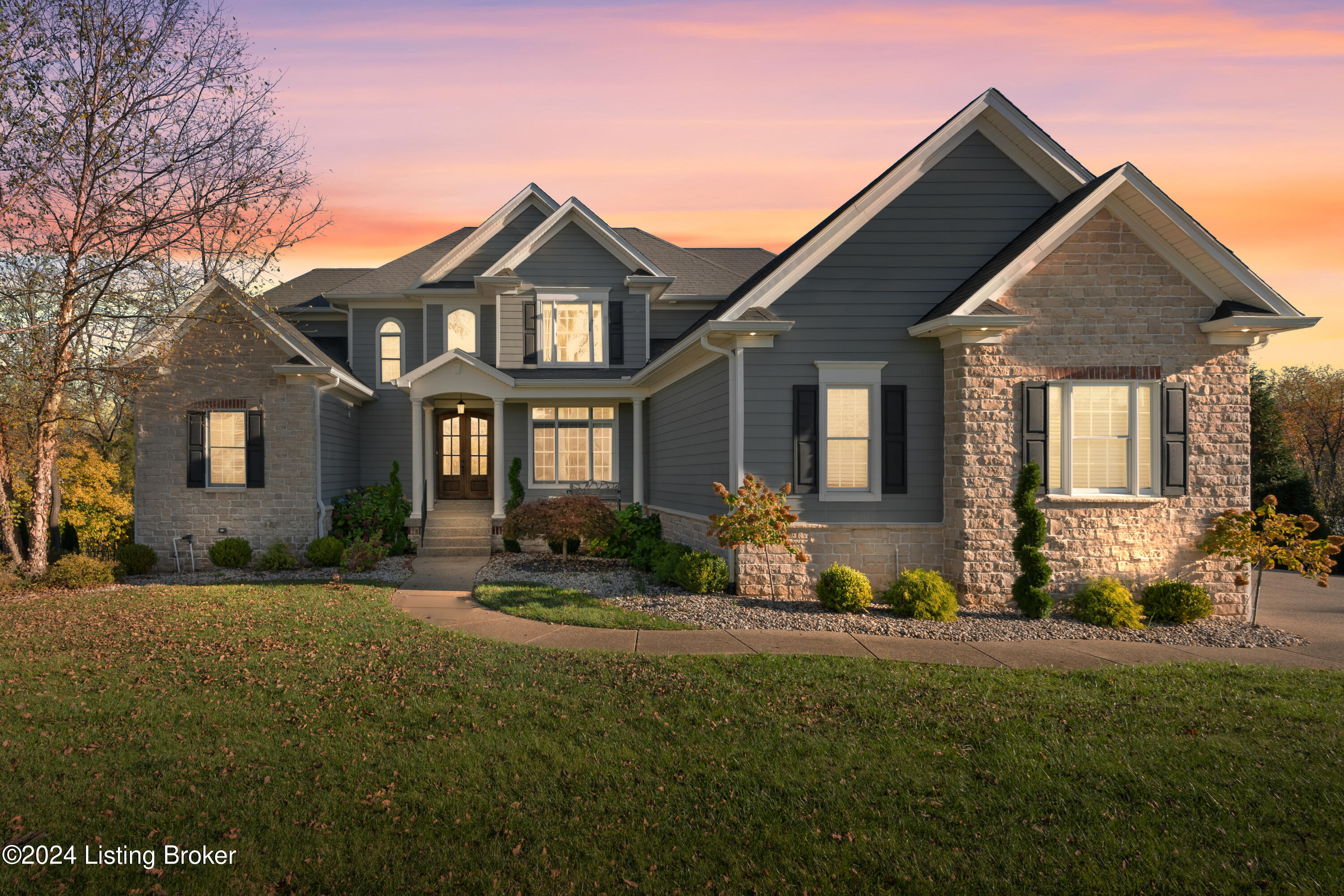 13302 Longwood Ln