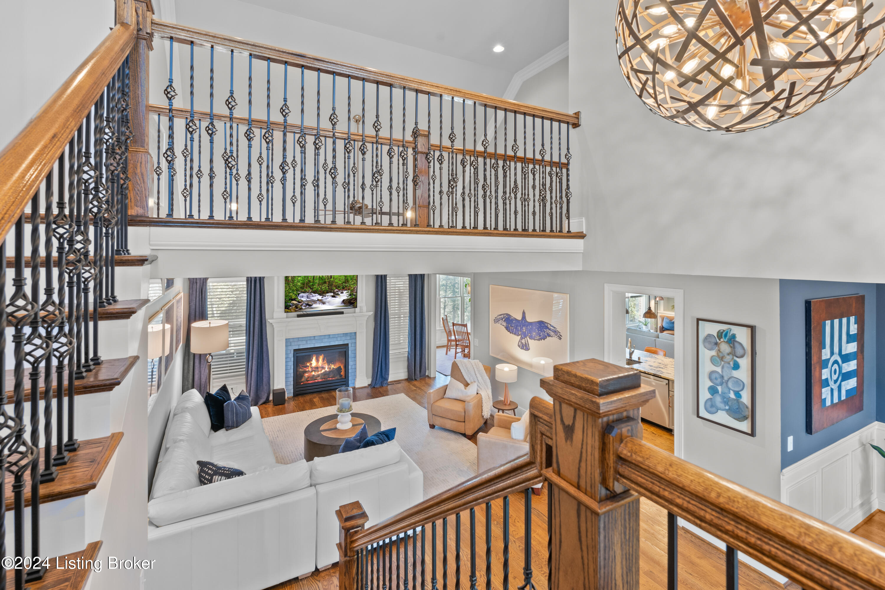 13302 Longwood Ln