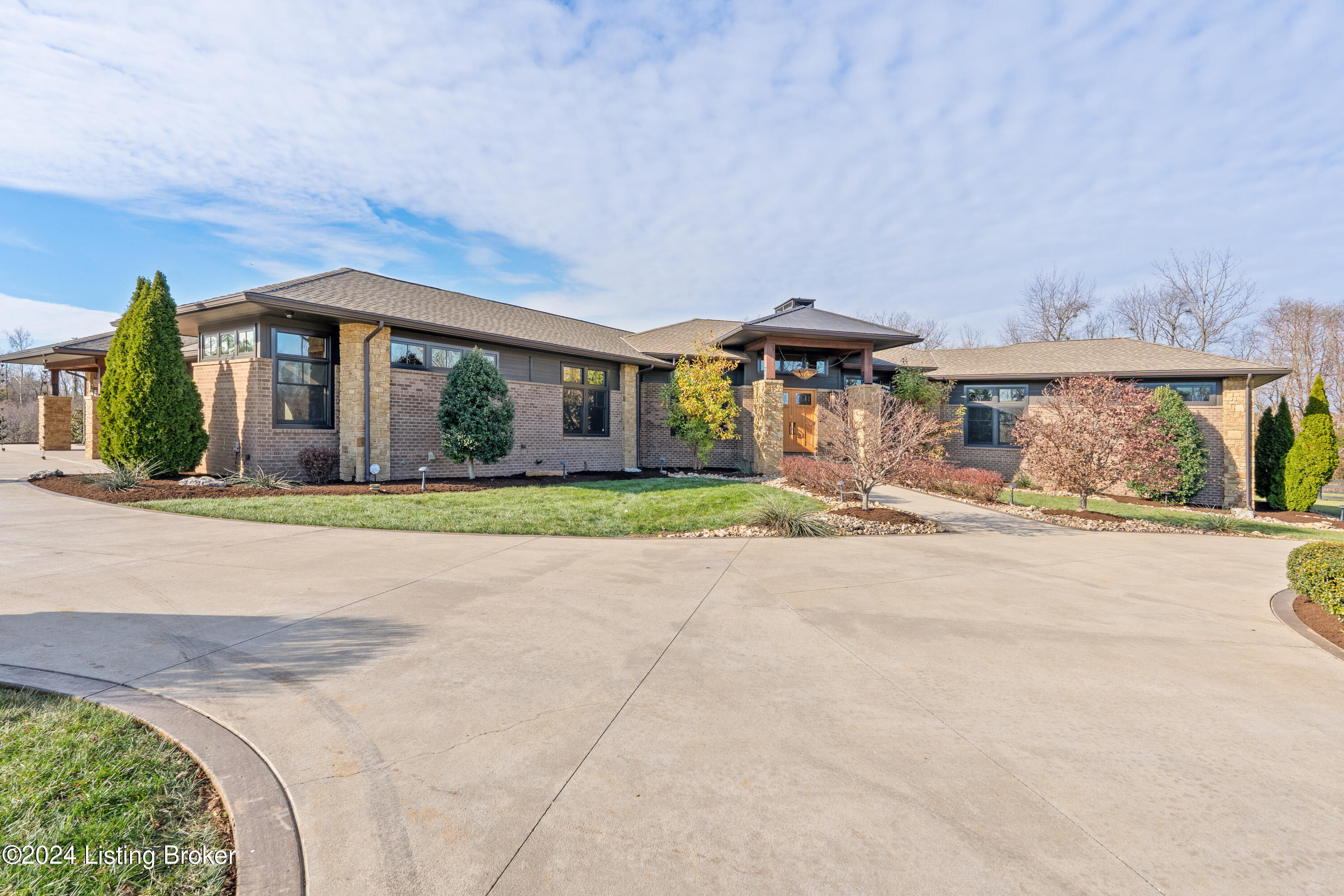 9306 Deepa Dr