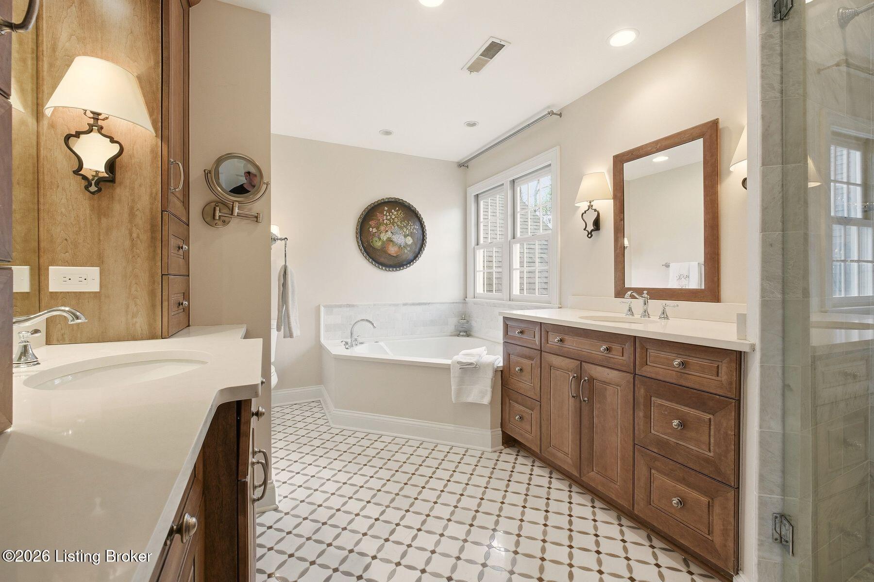 2212 Wynnewood Cir