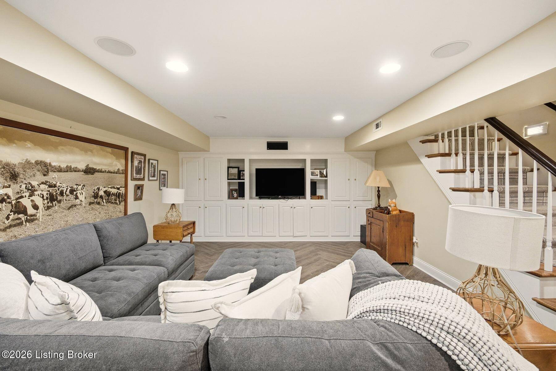 2212 Wynnewood Cir