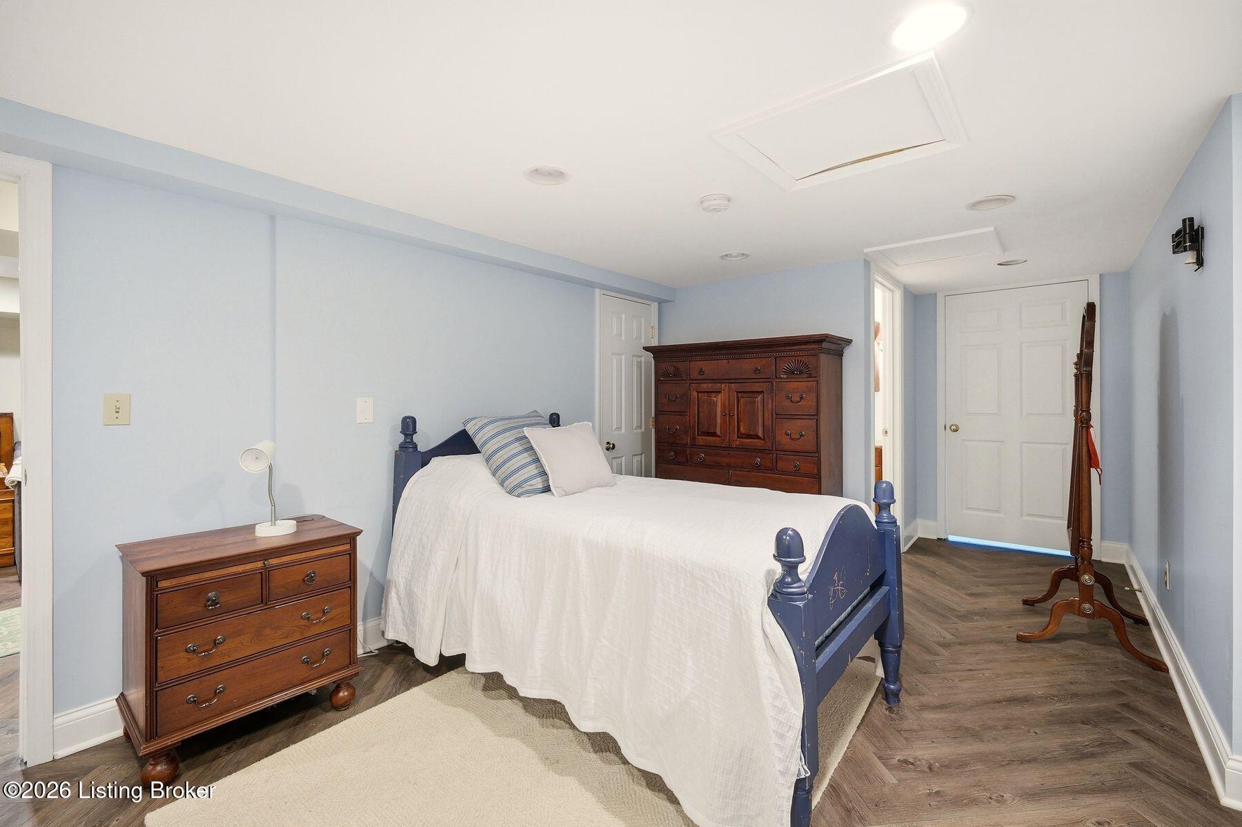 2212 Wynnewood Cir