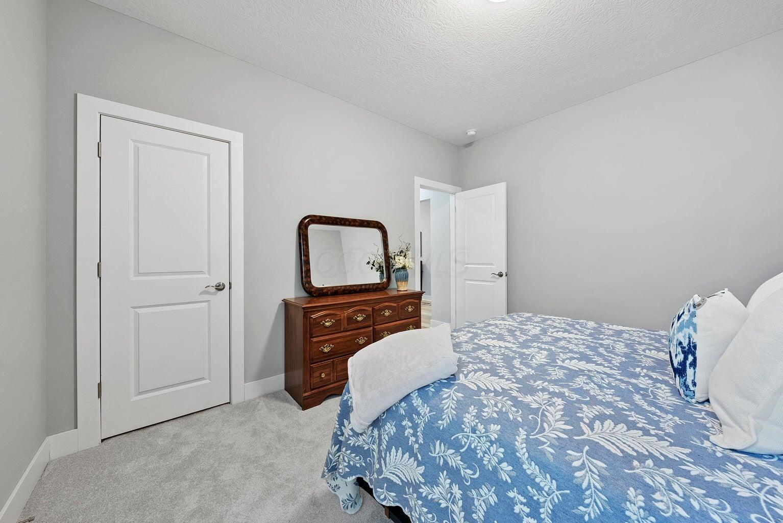 5787 Wisdom Loop, 8