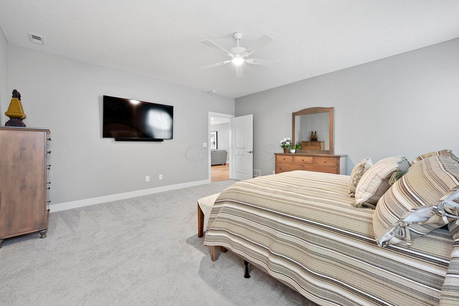 5787 Wisdom Loop, 8