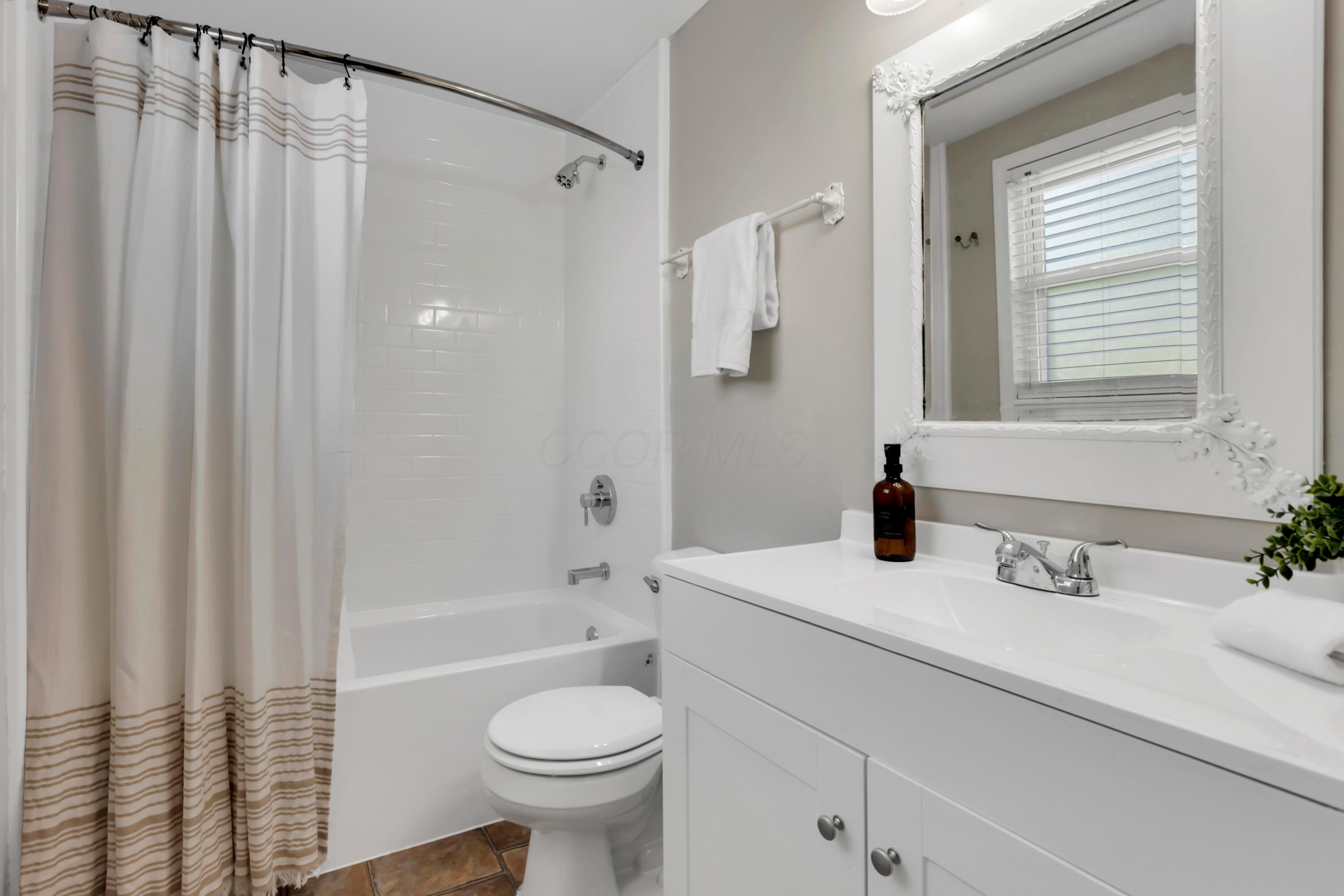 5589 Fescue Drive